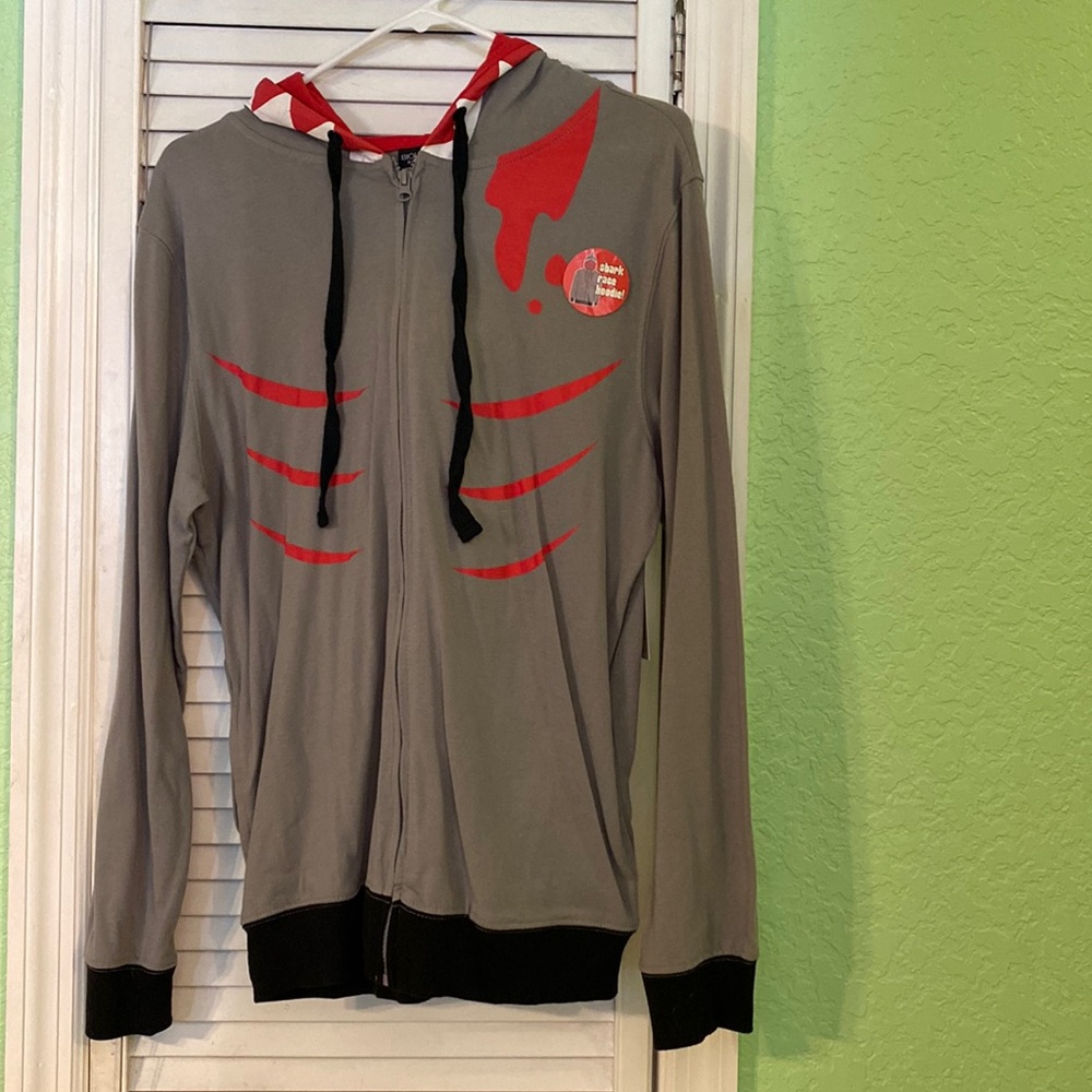 NWT Bioworld Men’s Gray and Red Shark Race Hoodie S